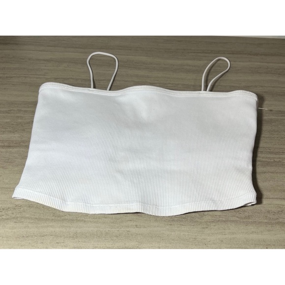 NEW Alo Yoga Goddess bandeau in white. Size small - Picture 4 of 6